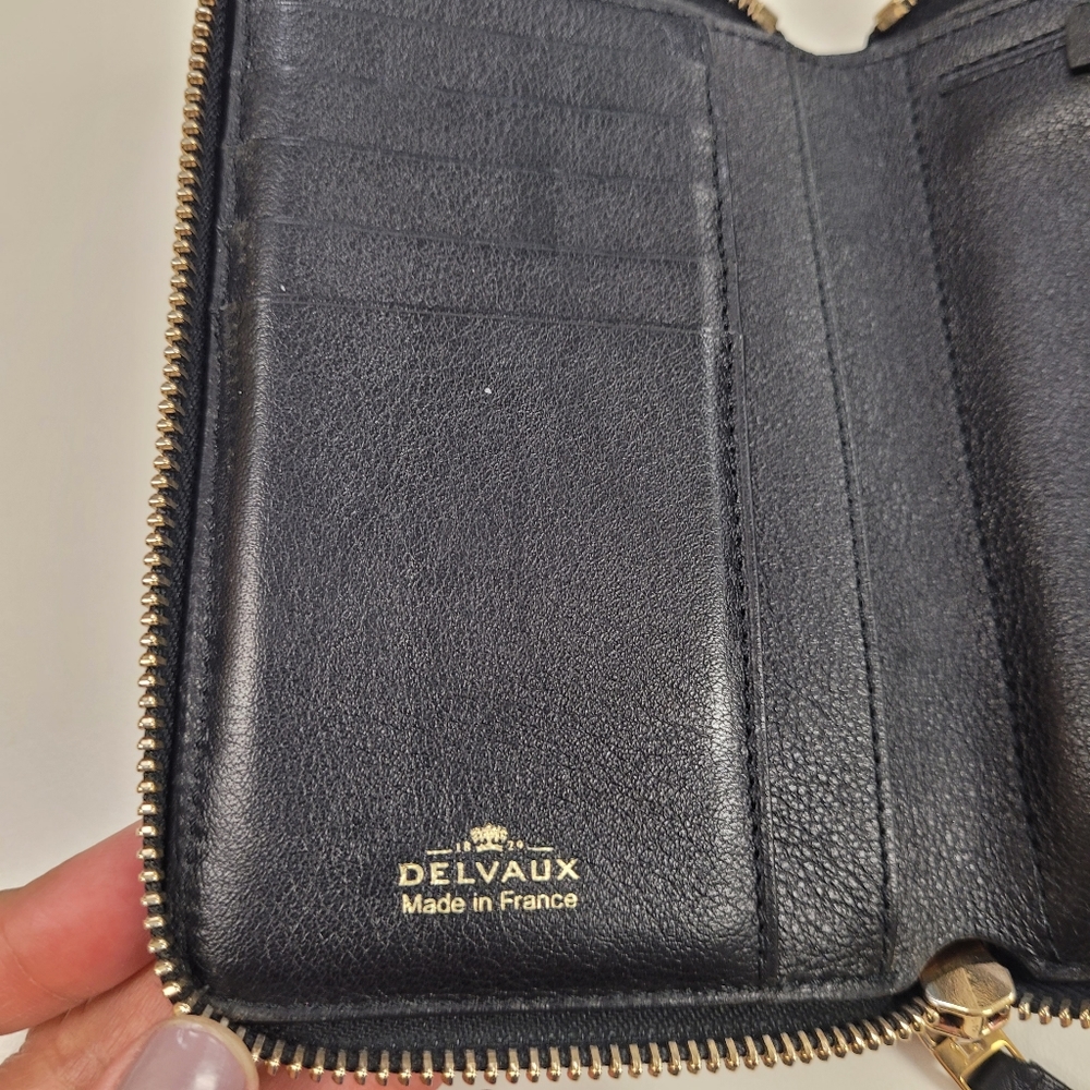 Delvaux Zip Around Wallet - Picture 4 of 6